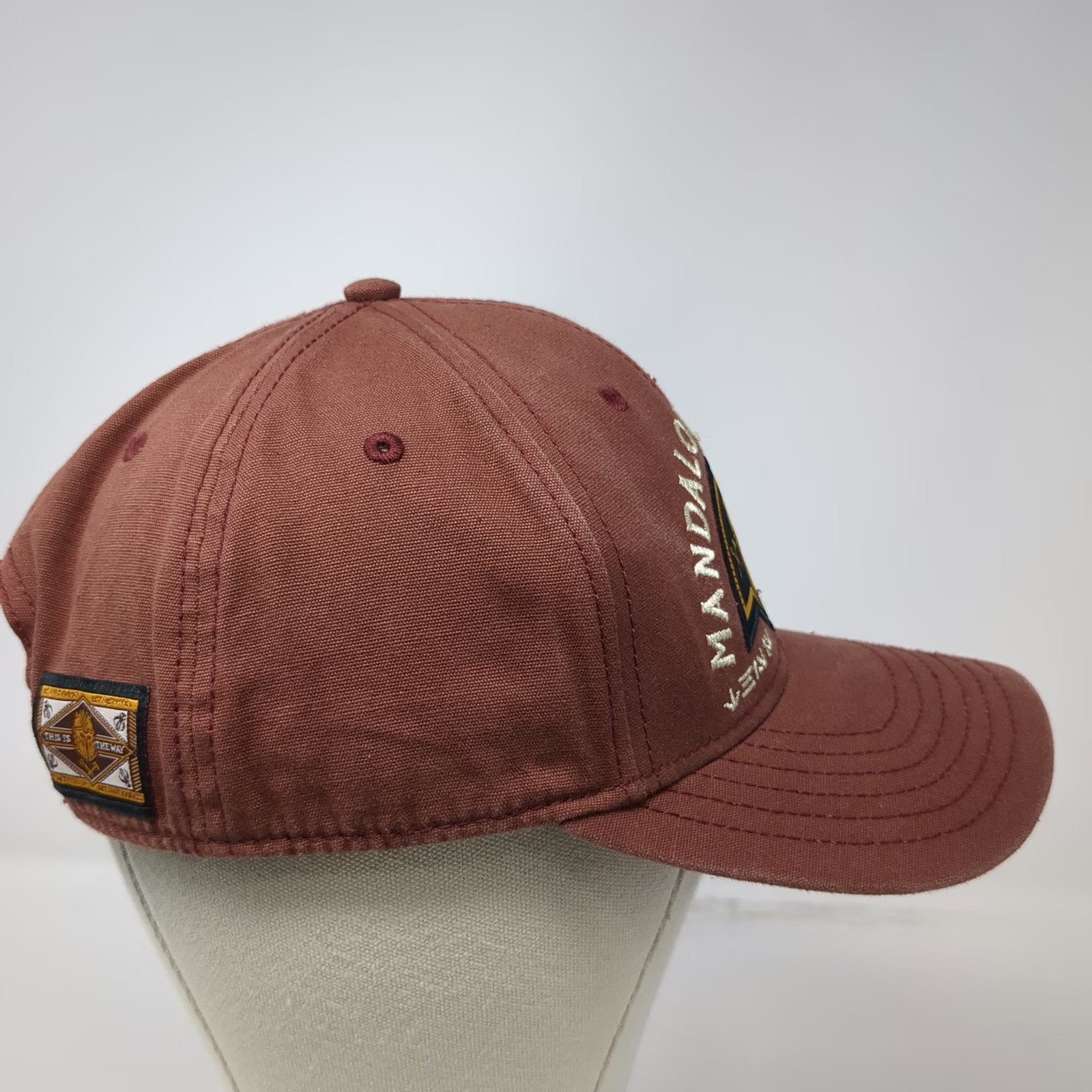 Heroes & Villains Snapback Red One Size Star Wars Mandalorian Mandore Armory Hat — image 5 of 8